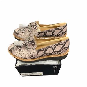 Naturalizer Estelle Slip-ons